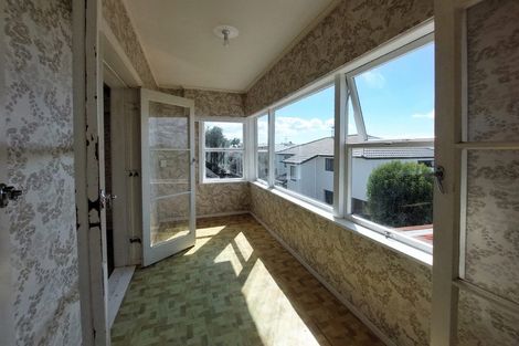 Photo of property in 187 Te Atatu Road, Te Atatu South, Auckland, 0610