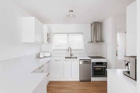 Photo of property in 138b Kingswood Road, Brookfield, Tauranga, 3110