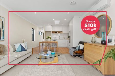 Photo of property in 23 Periko Way, Takanini, 2112