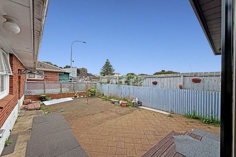 Photo of property in 2/34 Wallace Road, Papatoetoe, Auckland, 2025