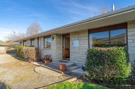 Photo of property in 7 Oak View Place, Greytown, 5712