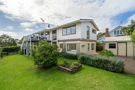 Photo of property in 2a Takarunga Road, Devonport, Auckland, 0624