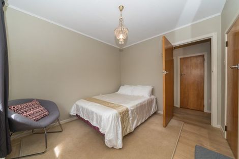 Photo of property in 1 Stoke Place, Awapuni, Palmerston North, 4412