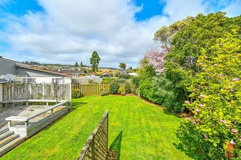 Photo of property in 15 Green Lane, Pukekohe, 2120