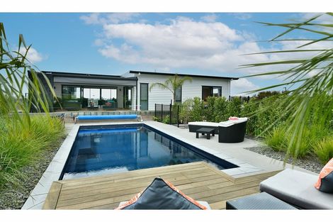 Photo of property in 110 Arran Point Parade, Orewa, 0931