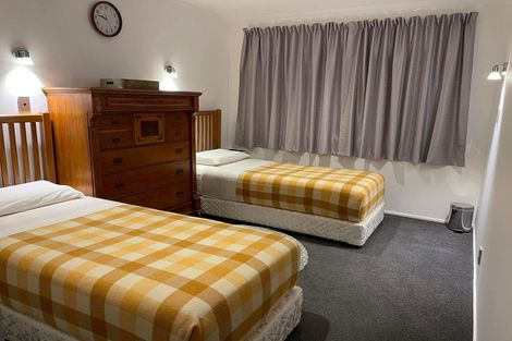 Photo of property in 4/1 Manuka Road, Bayview, Auckland, 0629