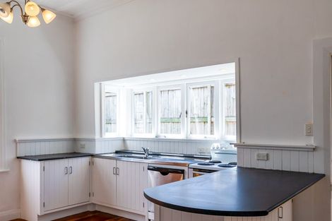 Photo of property in 63 Palmerston Road, Birkenhead, Auckland, 0626