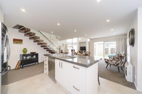 Photo of property in 10a Rangitane Street, Palmerston North, 4414