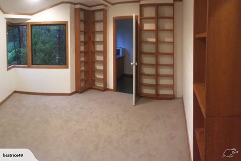 Photo of property in 3 Armour Road, Parau, Auckland, 0604