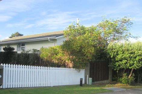 Photo of property in 1 Livet Place, Papakowhai, Porirua, 5024