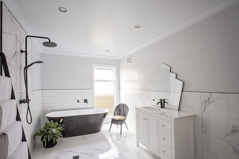 Photo of property in 5 Christine Drive, Coopers Beach, 0420