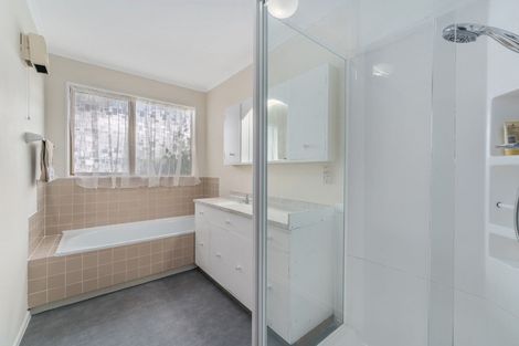 Photo of property in 29 Olive Terrace, Paraparaumu Beach, Paraparaumu, 5032