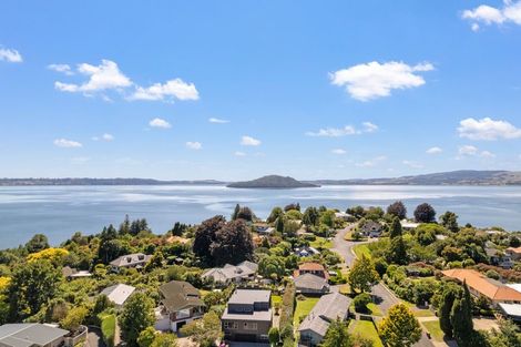 Photo of property in 49 Grand Vue Road, Kawaha Point, Rotorua, 3010