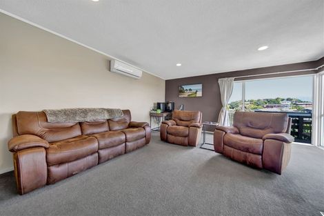 Photo of property in 11 Crownhill Street, Spotswood, New Plymouth, 4310