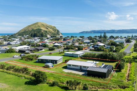Photo of property in 5 Mahia Heights Drive, Mahia, 4198
