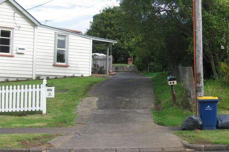 Photo of property in 7 Claridge Street, Glen Eden, Auckland, 0602