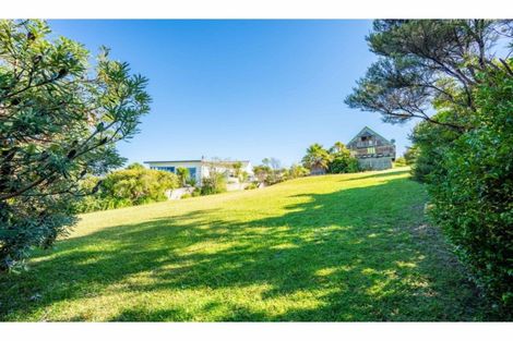 Photo of property in 52 Cullen Street, Mangawhai Heads, Mangawhai, 0505