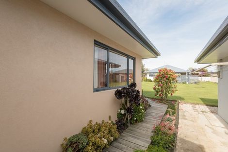 Photo of property in 42 The Drive, Richmond, 7020