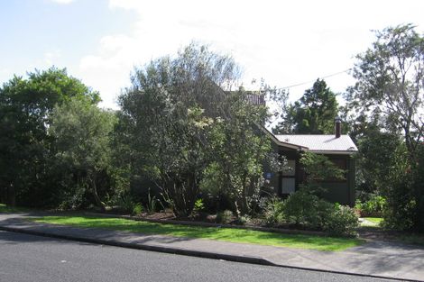 Photo of property in 5 Harrington Road, Henderson, Auckland, 0610