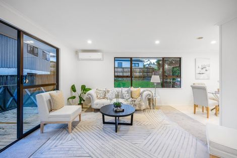 Photo of property in 2/72 Shoreham Street, Avondale, Auckland, 0600