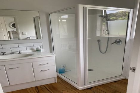 Photo of property in 53 William Street, Waikanae Beach, Waikanae, 5036