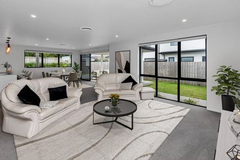 Photo of property in 9 Olney Court, One Tree Point, 0118