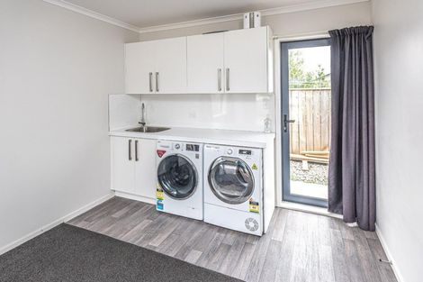 Photo of property in 4 Buckingham Place, Springvale, Whanganui, 4501