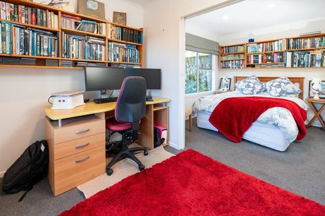 Photo of property in 52 Ames Street, Paekakariki, 5034