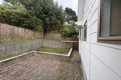 Photo of property in 104a Allington Road, Karori, Wellington, 6012