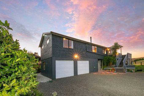 Photo of property in 280a Rimmer Road, Helensville, 0875