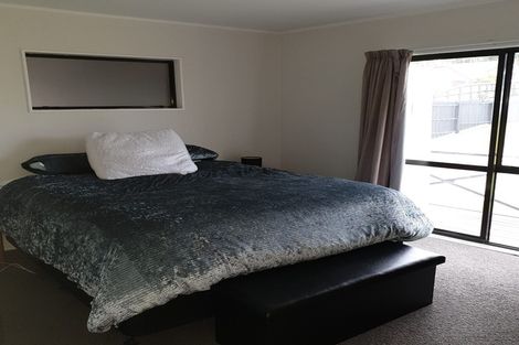 Photo of property in 21 Churchill Terrace, Waiuku, 2123