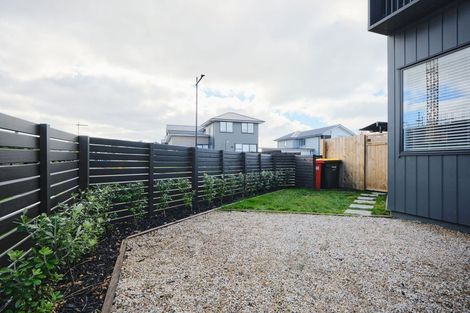 Photo of property in 104 Symes Drive, Red Beach, 0932