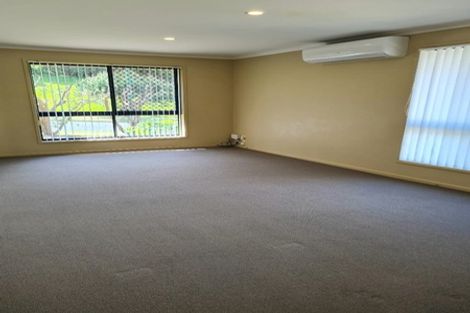 Photo of property in 90 Pinecrest Drive, Gulf Harbour, Whangaparaoa, 0930