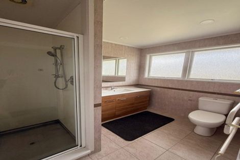 Photo of property in 19 Anne Road, Hillcrest, Auckland, 0627