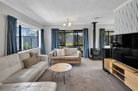 Photo of property in 30 Nikau Street, Inglewood, 4330