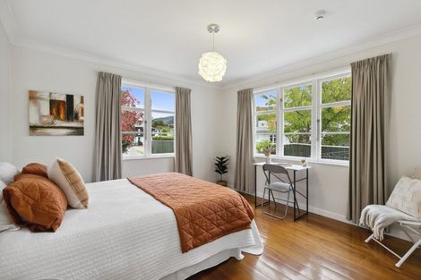 Photo of property in 29 Collins Avenue, Tawa, Wellington, 5028