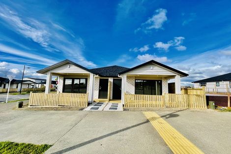 Photo of property in 9 Noia Way, Karaka, Papakura, 2113