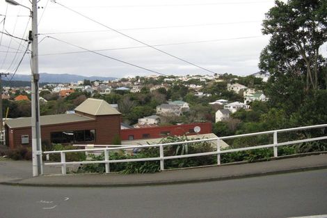 Photo of property in 1/13 Garden Road, Northland, Wellington, 6012