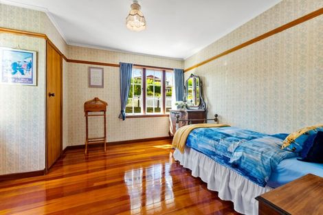 Photo of property in 41 Montgomery Avenue, Rothesay Bay, Auckland, 0630