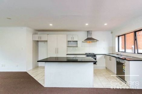 Photo of property in 17 Edgewood Way, Henderson, Auckland, 0612