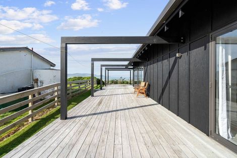 Photo of property in 497 Waikawa-curio Bay Road, Curio Bay, Tokanui, 9884