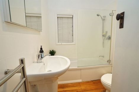 Photo of property in 27 Masters Avenue, Hillcrest, Hamilton, 3216