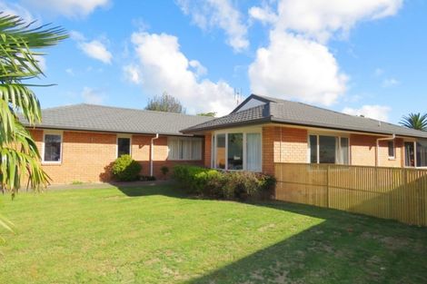 Photo of property in 15 Oaklands Drive, Cambridge, 3434