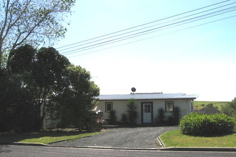 Photo of property in 13 Wairere Road, Torbay, Auckland, 0630