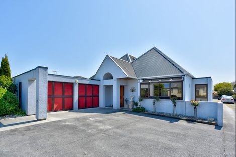 Photo of property in 16 Traford Street, Gore, 9710