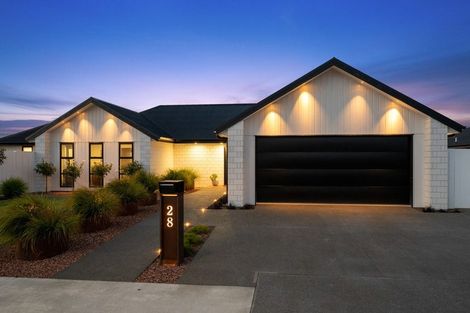 Photo of property in 28 Whitehall Drive, Springlands, Blenheim, 7201