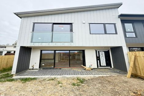 Photo of property in 4/43 Savoy Road, Glen Eden, Auckland, 0602