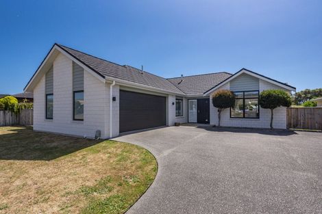 Photo of property in 176 Milne Drive, Paraparaumu, 5032