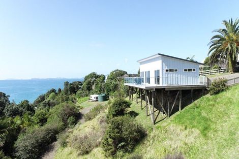 Photo of property in 28 Gray Avenue, Kuaotunu West, Whitianga, 3592
