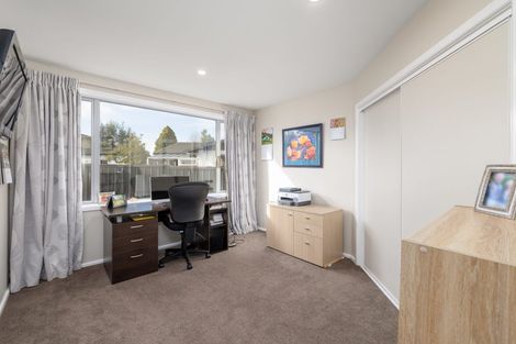 Photo of property in 36 Harrowdale Drive, Avonhead, Christchurch, 8042
